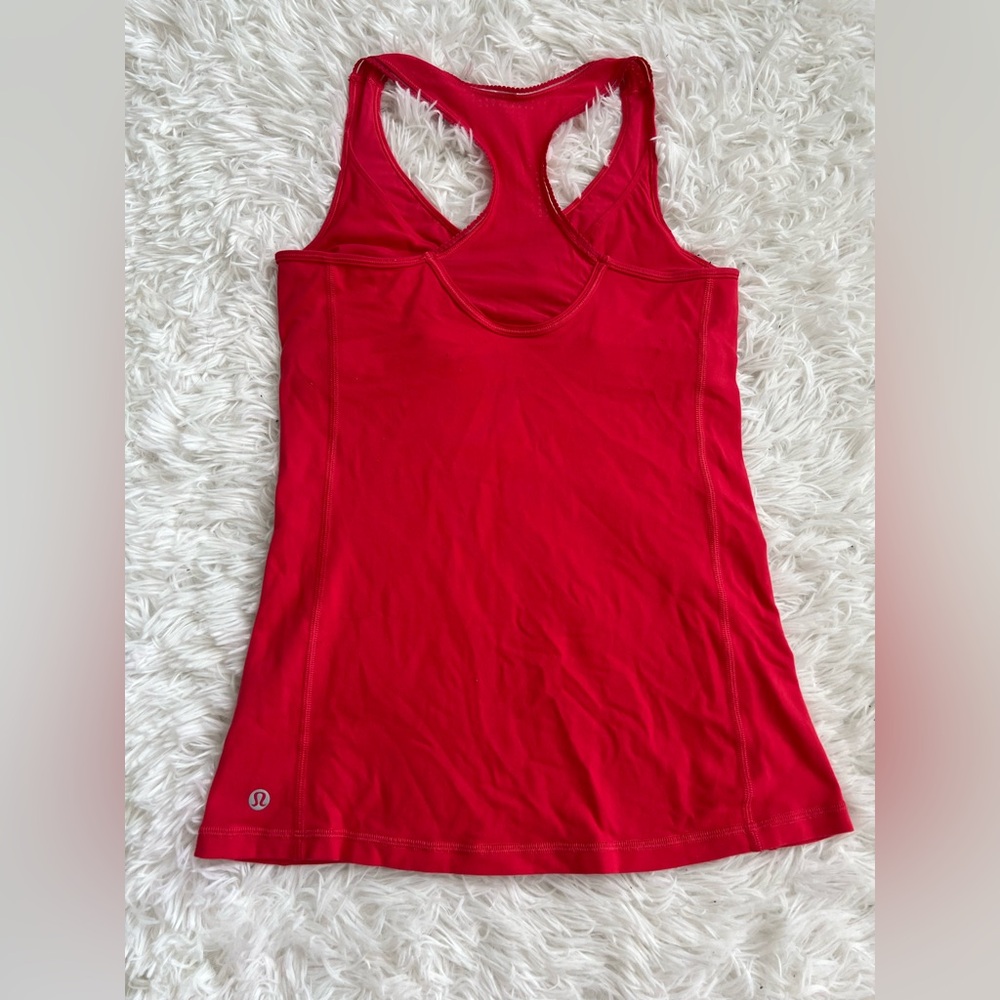 Lululemon Deep Breath Tank in Lush Coral Scalloped Trim - Size 6 - Picture 5 of 9